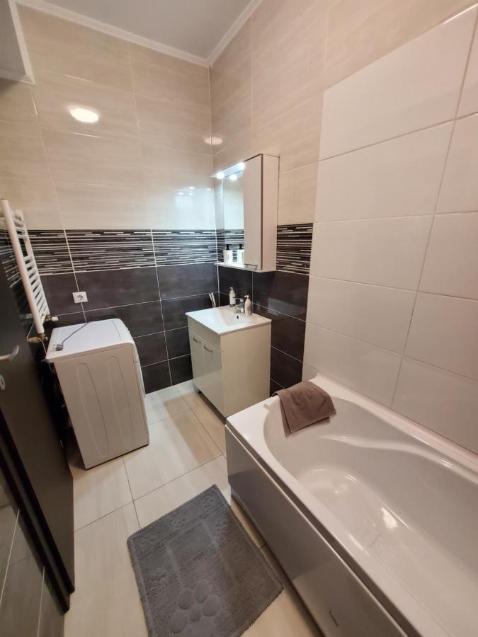 Morii Lake Apartment Bukarest Kültér fotó
